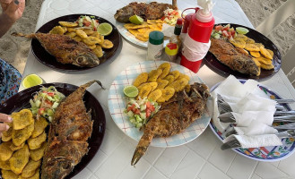 D' Mariela Bar Restaurant Comida