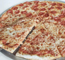 Mozzarella Pizza Place food