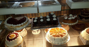 Delidalia Bakery food