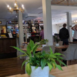 Tusushi À l'intérieur