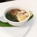 Sushi Itto Bosques food