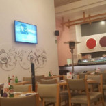 Sushi Itto Bosques inside