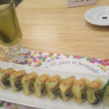 Sushi Itto Bosques food