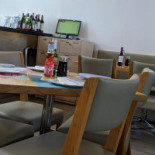 Sushi Itto Bosques inside