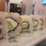 Sushi Itto Bosques food