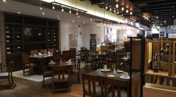 Bistro Palacio De Hierro Interlomas Innen