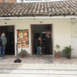 La Olla Esmeraldeña outside