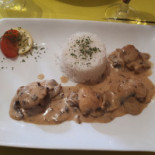 La Lupita Taco Mezcal Cibo