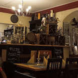 Asia Oriental Express À l'intérieur