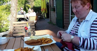 Tony Rome's Embassy Restaurant and Bar Exterior