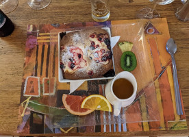 Menuderia Doña Yola food