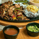 Maviri Seafood Grill Nourriture