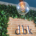 Uri Oriental Food Exterior