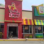 Pollo Pepe El Salto outside