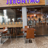 Cafe Bacaanda Dentro