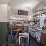 El Oasis Restaurante Bar Familiar Dentro