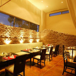 Voila Bistro Catering Dentro