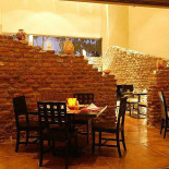 Voila Bistro Catering Dentro