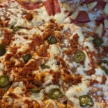 Pizzería Burgos. Comida