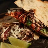 Mezcaleria Madre Cuish Comida