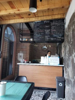 Victoria Café inside