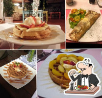 La Waffleria De La VIlla food