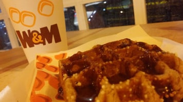 W&M Waffles & More food