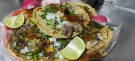 Tacos Los Chinos food