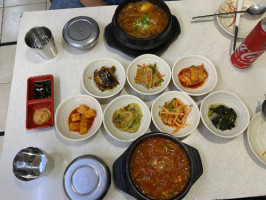 Min Sok Chon food