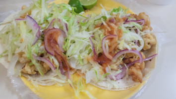 Tacos El Chito food