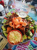 Mariscos Yiyo's food