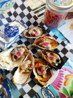 Mariscos Yiyo's food