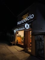 Monociclo Coffee Roasters Playas inside