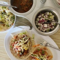 Tacos Gardenias food
