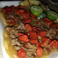 Tacos Los Rodriguez food