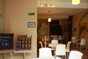 Paxx Café inside