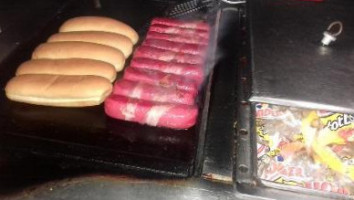 (hot-dogs El Aeropuerto) food