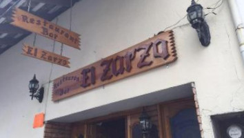 El Zarzo Resturant Bar inside