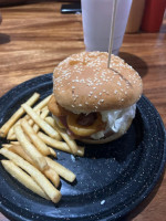 Charly Burger Atasta food