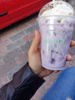Momo Café food