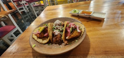 Santo Taquito Y Otros Milagritos, México food