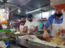 Tacos El Paisa inside