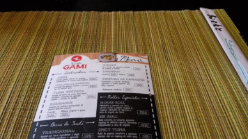 Sushi Gami inside