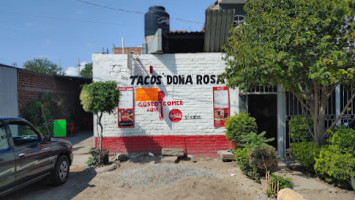 Tacos Doña Rosa Montes outside