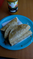 Taquería Barrios 2 food