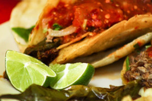 Tacos El Chamaco food