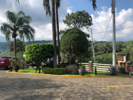 Hacienda Los Arcos outside