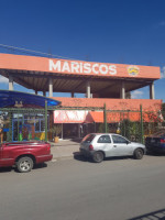 Mariscos Del Mar Curanderia, México outside