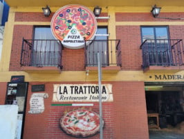 La Trattoria Pizzería Di Antonio inside
