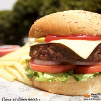 Cuarto de Kilo Gira Grill Burgers food